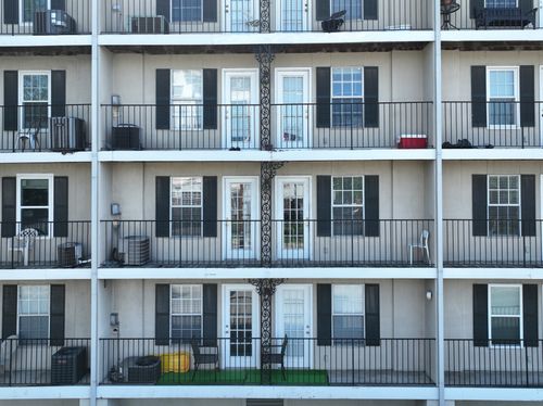 202-2325 Elliston Pl, Nashville, TN, 37203-1716 | Card Image