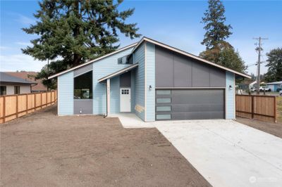 905 104th Street Ct S, House other with 3 bedrooms, 2 bathrooms and 2 parking in Tacoma WA | Image 1