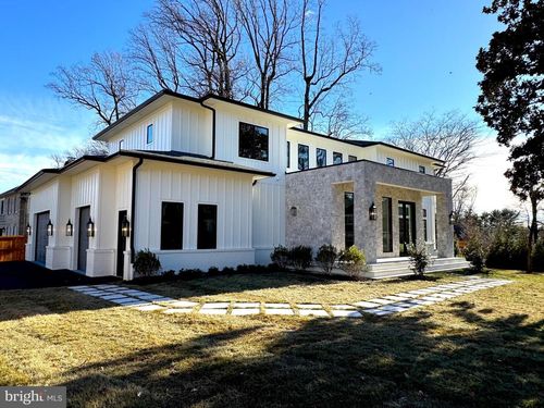 6116 Eastview St, BETHESDA, MD, 20817-6004 | Card Image