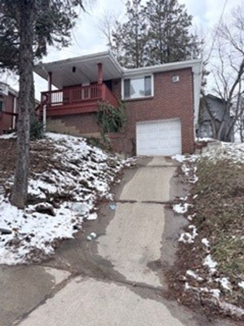 122 Walnut Ave, Clairton, PA, 15025-2116 | Card Image