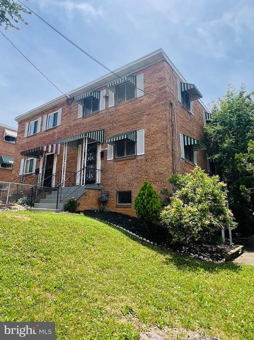 4901 Fitch Pl Ne, WASHINGTON, DC, 20019-4718 | Card Image