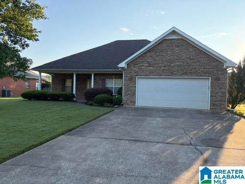 220 Victoria Sta, Maylene, AL, 35114-5405 | Card Image
