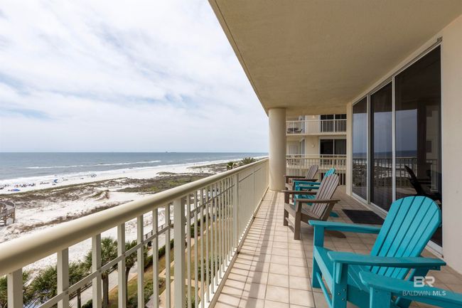 Balcony | Image 25