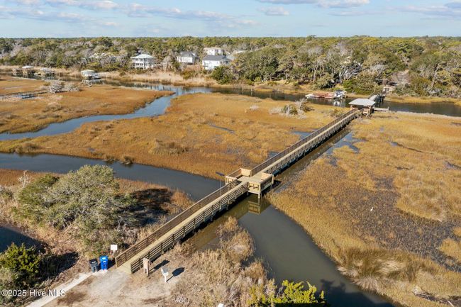 233 Ne 70 Th St, House other with 3 bedrooms, 2 bathrooms and null parking in Oak Island NC | Image 69