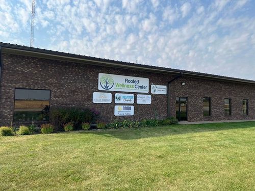 3101 Freeport Rd, STERLING, IL, 61081-8612 | Card Image