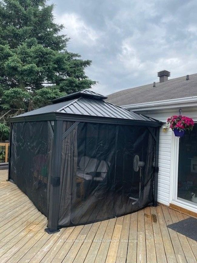 1999 Kingsley St, House other with 5 bedrooms, 3 bathrooms and 8 parking in Bourget ON | Image 46