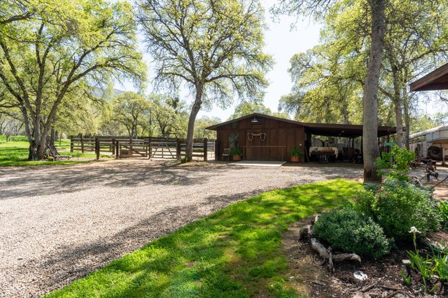 6879 State Highway 49 N, House other with 3 bedrooms, 3 bathrooms and null parking in Mariposa CA | Image 9