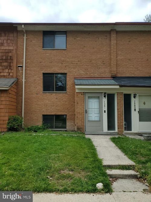 7381 Hickory Log Cir, Columbia, MD, 21045-5030 | Card Image