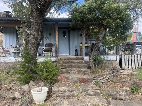 711 Council St, Burnet, TX, 78611-3031 | Card Image