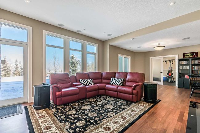 16 Ranche Drive, Home with 4 bedrooms, 3 bathrooms and 6 parking in Heritage Pointe AB | Image 39