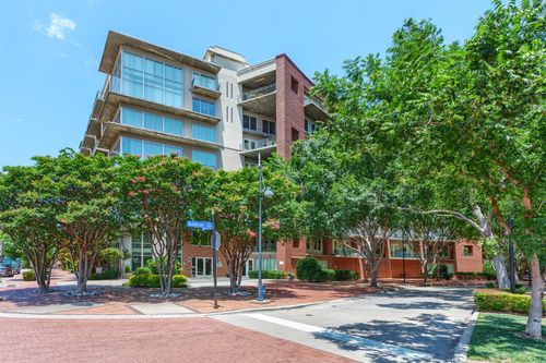ph-413-5055 Addison Cir, Addison, TX, 75001-6321 | Card Image