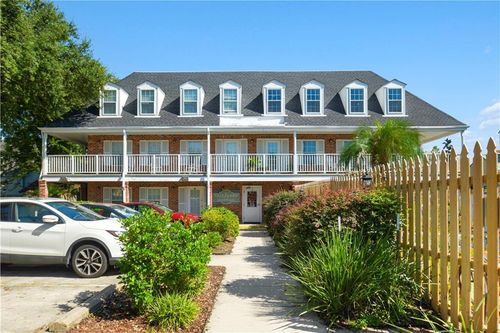 104-818 Moss St, New Orleans, LA, 70119-3936 | Card Image