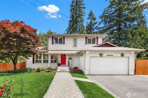 29052 229th Ave Se, Black Diamond, WA, 98010-1249 | Card Image