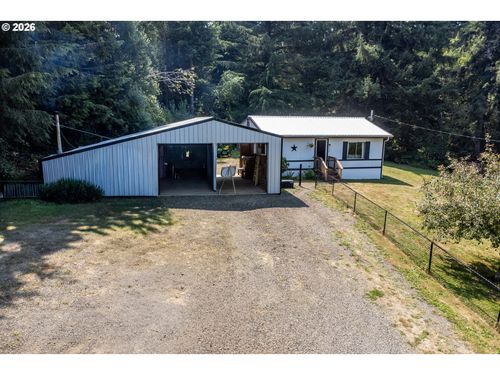 136 N Davis Ln, Otis, OR, 97368-9720 | Card Image