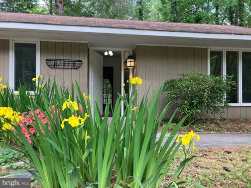 102 Stavenger Ct, Williamsburg, VA, 23188-1060 | Card Image