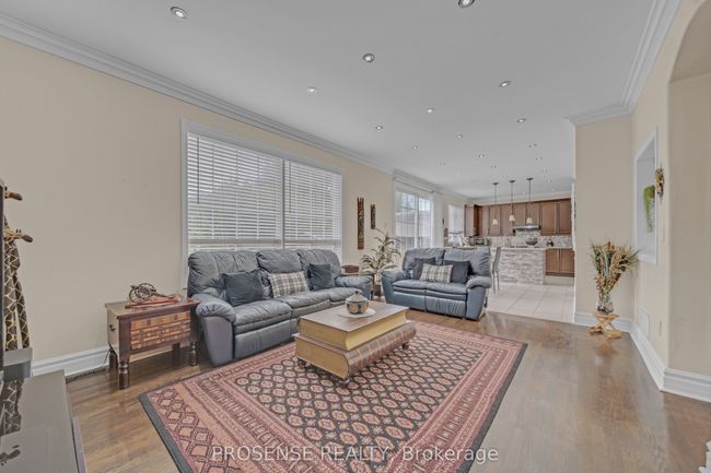 147 Whitwell Dr, House other with 6 bedrooms, 4 bathrooms and 4 parking in Brampton ON | Image 12
