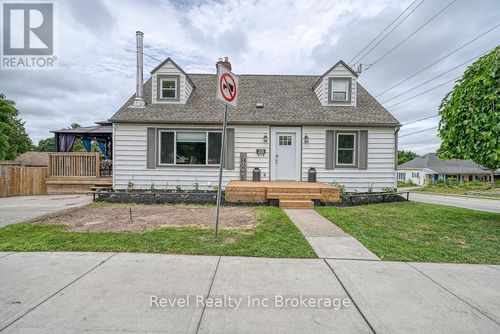 179 Cherry St, Ingersoll, ON, N5C1J1 | Card Image