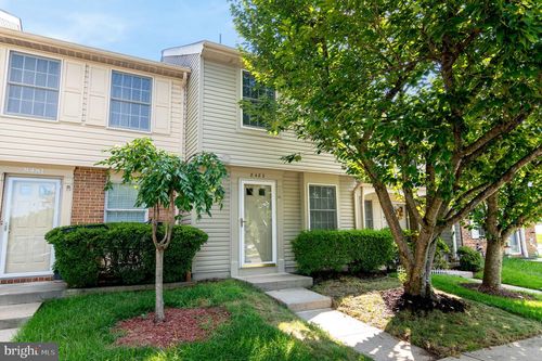 8483 Aurora Ct, LORTON, VA, 22079-3040 | Card Image