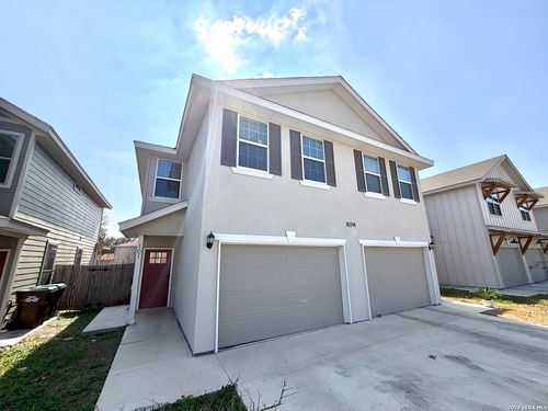 101-10214 Lynwood Vlg, San Antonio, TX, 78245-4211 | Card Image