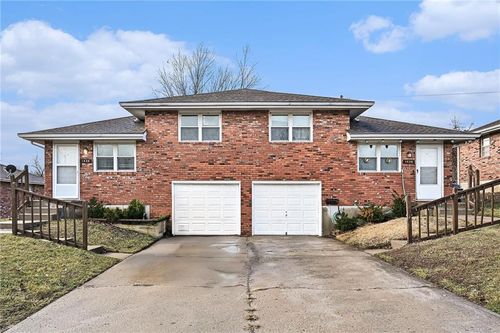 1536/1538 S Baker Circle, Independence, MO, 64050 | Card Image