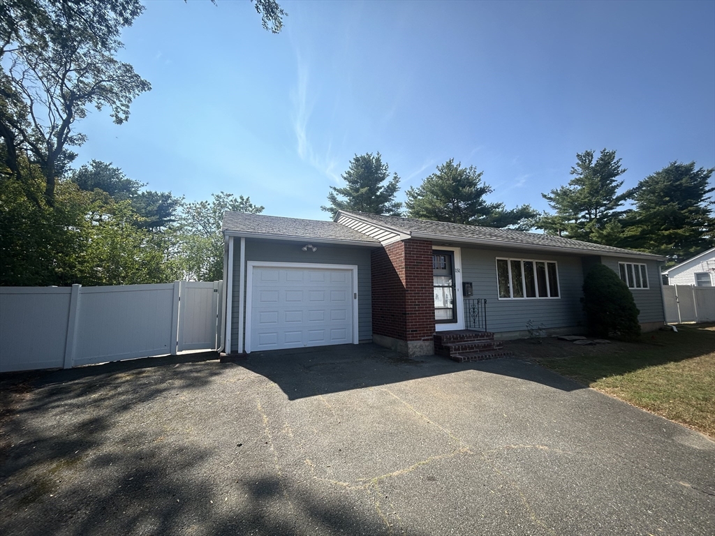 Sylvan St, Danvers, MA 01923