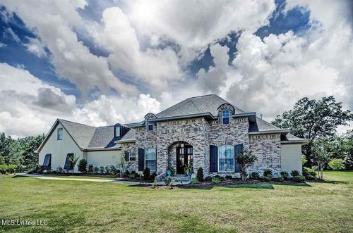 307 Chartrese Dr, Brandon, MS, 39047-8779 | Card Image