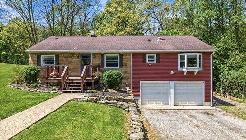 471 Sharon Bedford Rd, West Middlesex, PA, 16159-2319 | Card Image