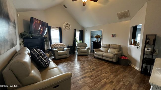 2942 High Plains Dr, House other with 4 bedrooms, 3 bathrooms and 2 parking in Hope Mills NC | Image 9