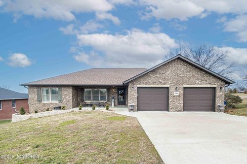 3061 Mercedes Ln, Jefferson City, MO, 65109-7315 | Card Image