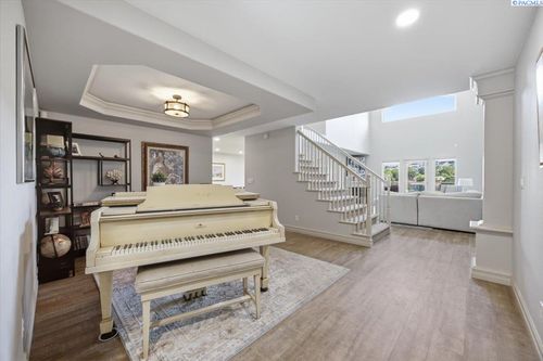 d102-3710 W Canyon Lakes Dr, Kennewick, WA, 99337-2766 | Card Image