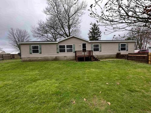 217 South St, La Paz, IN, 46537 | Card Image