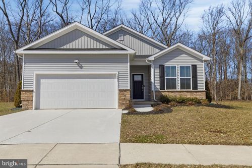 1001 Shannon Falls Dr, Newark, DE, 19702-5530 | Card Image