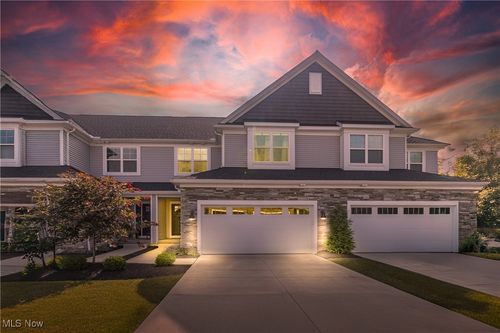 9465 Aquila Ct, Broadview Heights, OH, 44147-4004 | Card Image