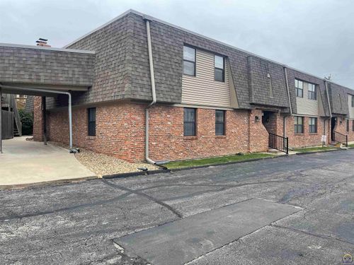 unit-62-2809 Sw Prairie Rd, Topeka, KS, 66614 | Card Image