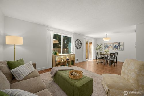 24809 145th Ln Se, Kent, WA, 98042-3406 | Card Image