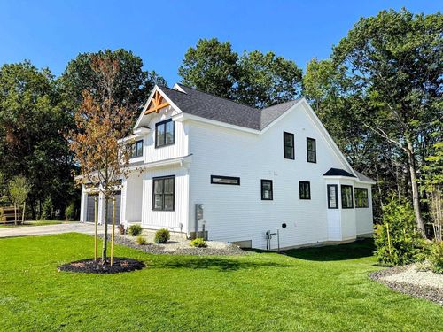 unit-1-16 Little River Rd, Exeter, NH, 03833-1505 | Card Image