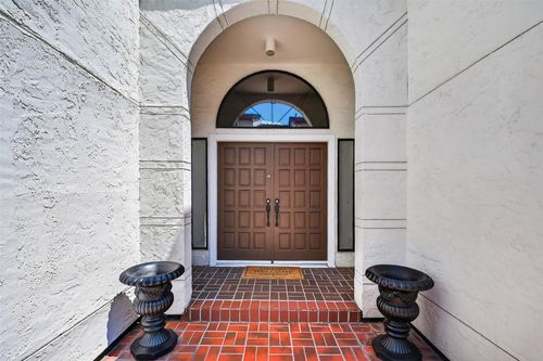 a-1535 Potomac Dr, Houston, TX, 77057-1960 | Card Image