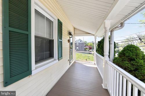 22 W Broad St, MALVERN, PA, 19355-2508 | Card Image