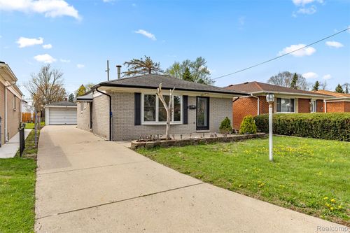 6151 Robindale Ave, Dearborn Heights, MI, 48127-3147 | Card Image