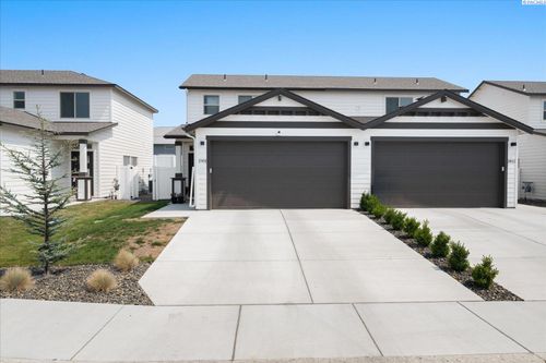 2901 66th Pl, Pasco, WA, 99301-2669 | Card Image