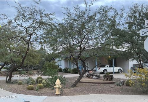 3001 E Campbell Ave, Phoenix, AZ, 85016-5027 | Card Image