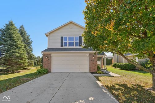 16590 Greensboro Dr, Westfield, IN, 46074-8034 | Card Image