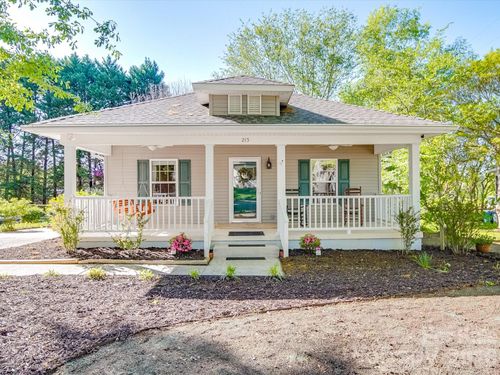 215 6th St, Belmont, NC, 28012-3350 | Card Image