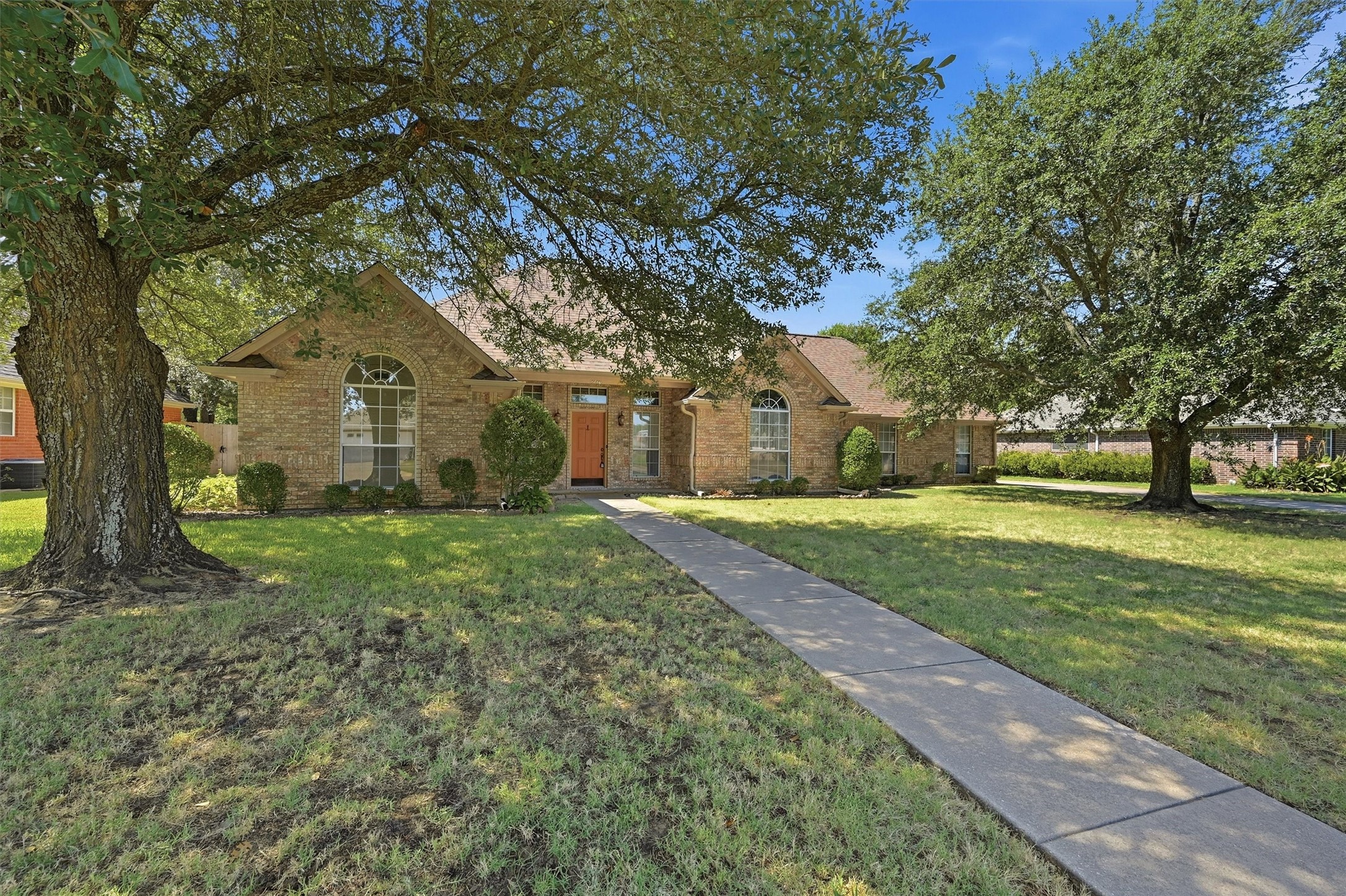 Residential in Whitesboro