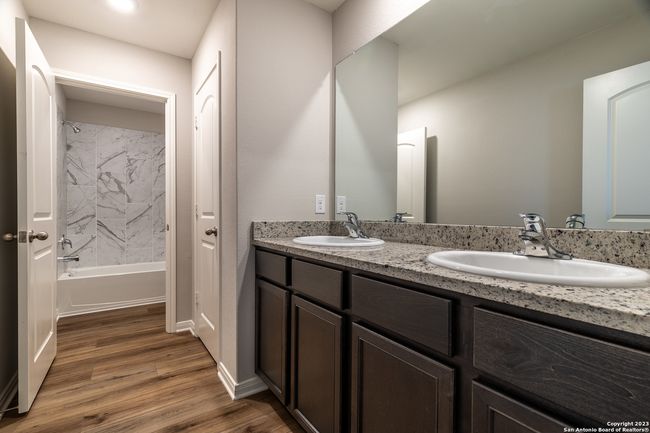 9106 Canvas Run, House other with 5 bedrooms, 3 bathrooms and null parking in Converse TX | Image 30