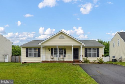10322 Wisteria Dr, FREDERICKSBURG, VA, 22408-8065 | Card Image