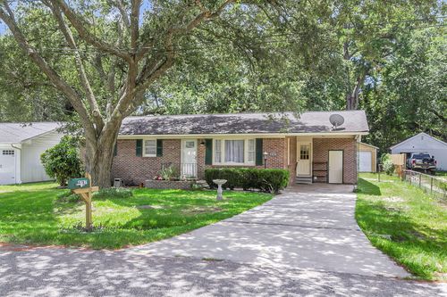 4767 June St, North Charleston, SC, 29405-6738 | Card Image