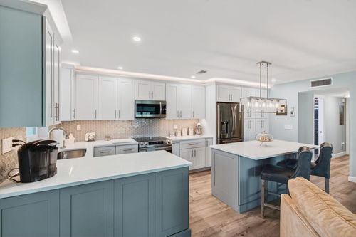 d-1172 S Drive Circle, Delray Beach, FL, 33445 | Card Image
