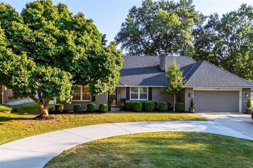 1113 85th St, Kansas City, MO, 64114-2710 | Card Image