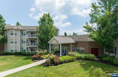 1 Hillside Dr, Mount Arlington, NJ, 07856-1524 | Card Image